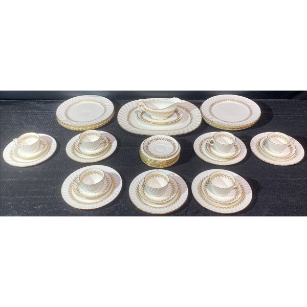 Aynsley "Arundel" English Bone China 
