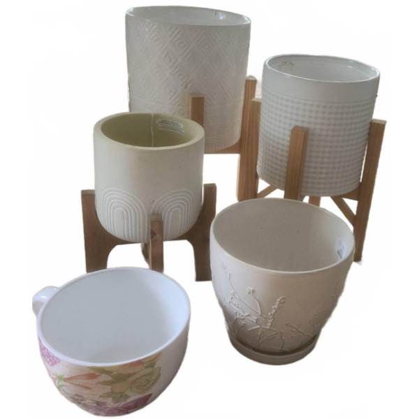 5 Ceramic Planters with Wooden Stands and Decorative Teacup Pot