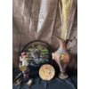 Image 1 : Assorted Decor Collection Chiang Mai Figurine Collectable Wolf Art & More 22T