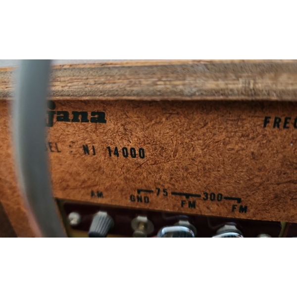 Vintage Jana Stereo/ Amplifier/ Tuner Model NJ14000, Speakers 9 W, 9 D, 11 T Each Speaker