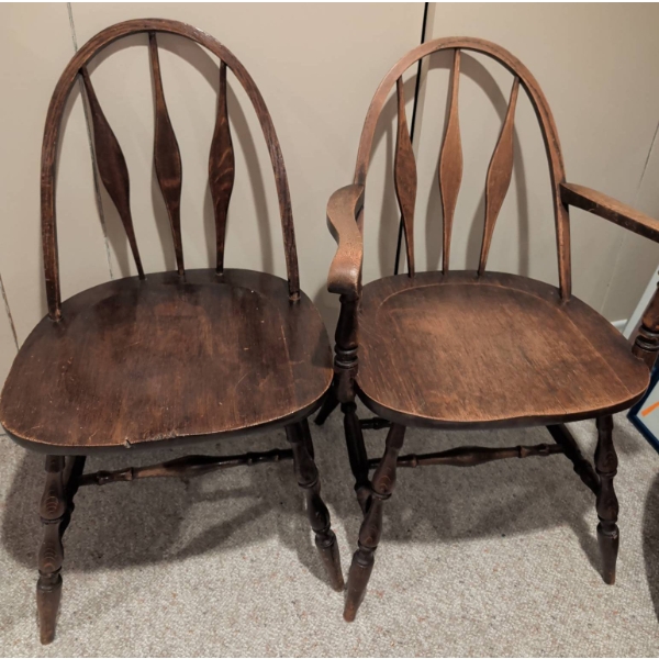 Wooden Bow-Back Windsor-Style Chairs With Spindle Design