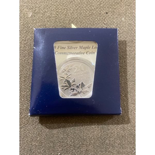 2011 Canadian $20 Fine Silver Commemorative Maple Leaf Coin in Original Packaging