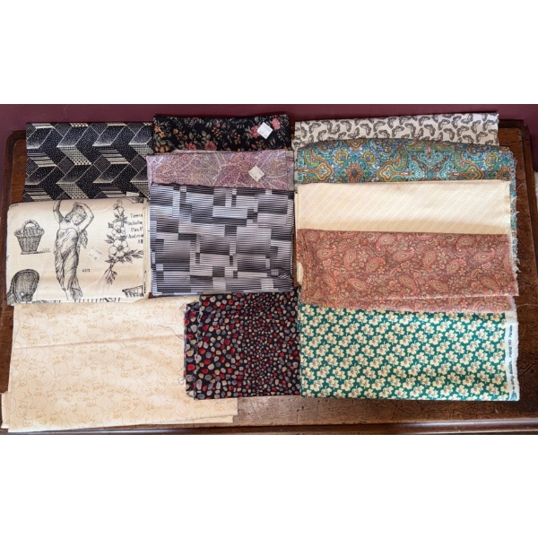 Luxurious Fabric Squares - Quilter's Fat Quarters - Kitty Cat Patternn & More 