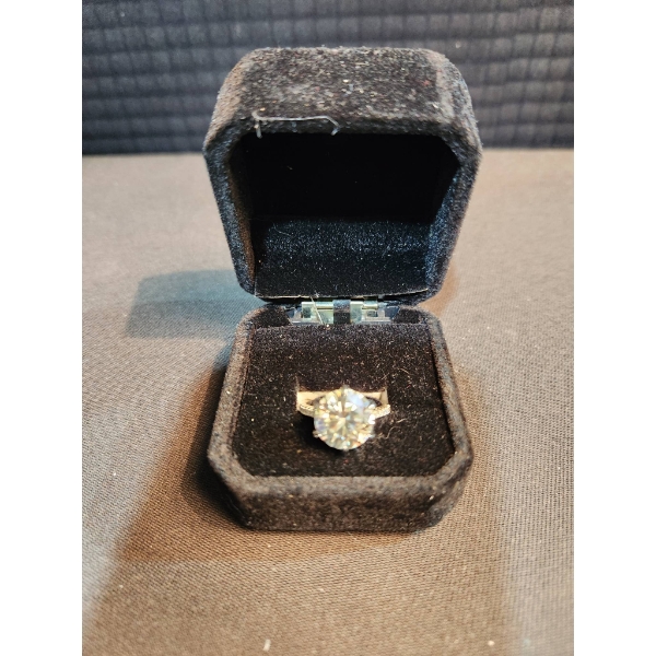 Sterling Silver Ring With 3.0 Ct Moissanite Stone