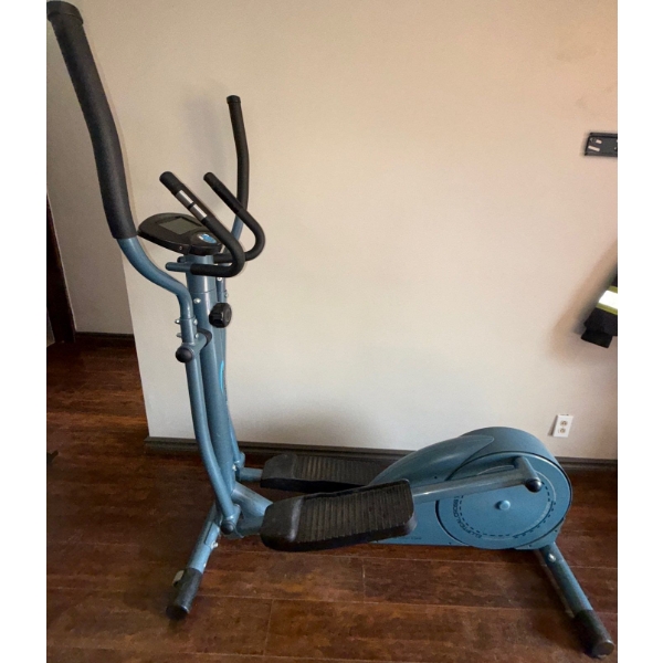 Elliptical by Eurosport Infiiniti Model ST655 w/ "Magnatec Resistance" 22 W, 55 D, 59 T 
