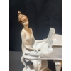 Image 4 : Giuseppe Armani Florence Lady at Piano Figurine