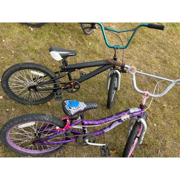  2 BMX bikes 
