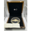 Image 4 : 2018 $1 Coin 99.99% Silver at 1,006g, Gold Plating on the Rim, Canoe, Travellers and Pines
