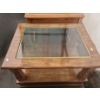 Image 7 : Tables: Sklar-Peppler 22 W, 26.5 D, 22 T,  27 W, 27 D, 22 T  and w/ Glass Top 21.5 W, 27.5 D, 20 T