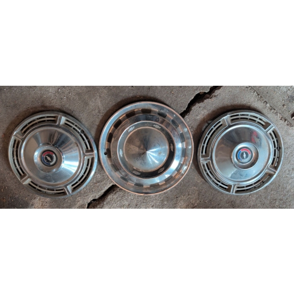 1968 Chevrolet Chevelle 14" Stainless Steel Hubcaps (3)