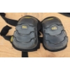 Image 5 : Snap-On LED Work Light, Knee Pads, and Mastercraft Tool Kit Bundle