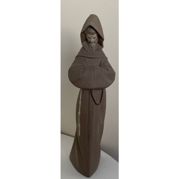 LLADRO Porcelain Monk Figure - 13.5T 