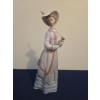 Image 2 : LLADRO Parisian Lady Porcelain Figure - 4W, 4D, 11T 