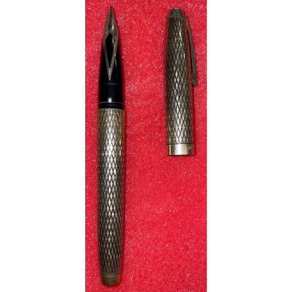 Collectable Sheaffer 14K GF Fountain Pen 