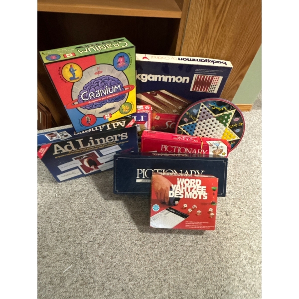 Several Vintage games Original Yahtzee , Pictionnary , Backgammon Cranium  Several more