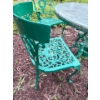 Image 2 : Green Outdoor Patio Set, Solid Metal, Glass Broken - Table is 40W, 28T