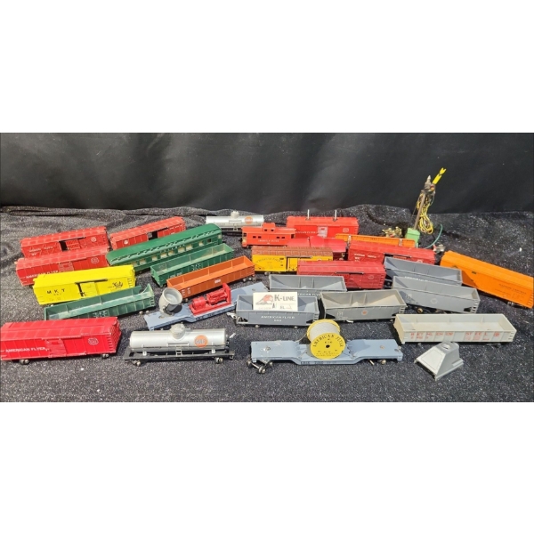 Vintage Train Boxcars and Other Train Set Pieces - Likely 1950s-60s