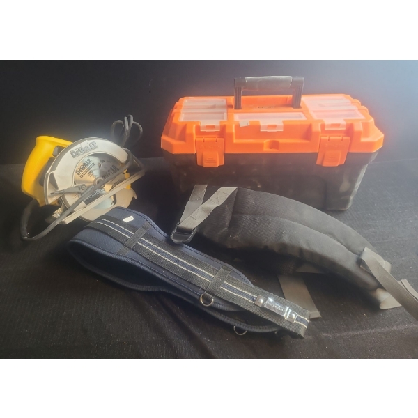 Dewalt Saw DW368, Toolbox Full of Screwdrivers