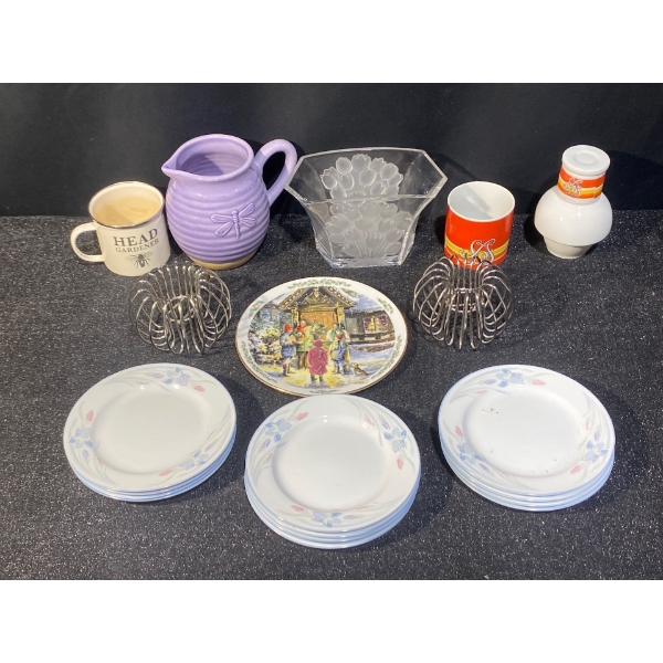 Dinner Ware Essentials and Vintage Atlantic Floral Tapestry Weekender Travel Bag