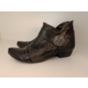 Image 2 : Assorted Women's Footwear - Genuine Leather - Like New Size 7-8