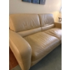 Image 3 : Italsofa Gorgeous Cream 2 Seater Leather Couch - 74W, 35D, 33T 