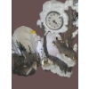 Image 1 : Resin Wolf Decor: Clock 12.5 T and Light 7 W, 7 T 