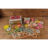 Image 2 : Beaded Costume Jewelry and Pinback Buttons with Decorative Tin