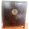 Image 5 : Antique Chinese Black Lacquer Wedding Cabinet ft. Gilt Motifs & Bronze Hardware 