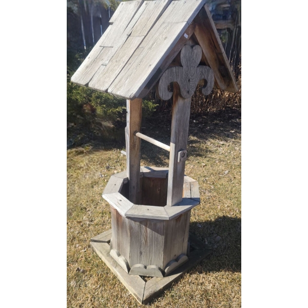 Outdoor Planter/ Wishing Well 24 W, 24 D, 58 T 