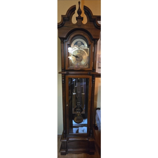 Large Ornate Wooden Mechanical Grandfather Clock USA Canada w/ Key - 23W, 13D, 85T 