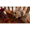 Image 6 : Large Home Decor Collection - Artificial Flowers, Vases, & More 