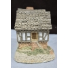 Image 5 : Hand Carving 'Tudor Manor House' By David Winter 