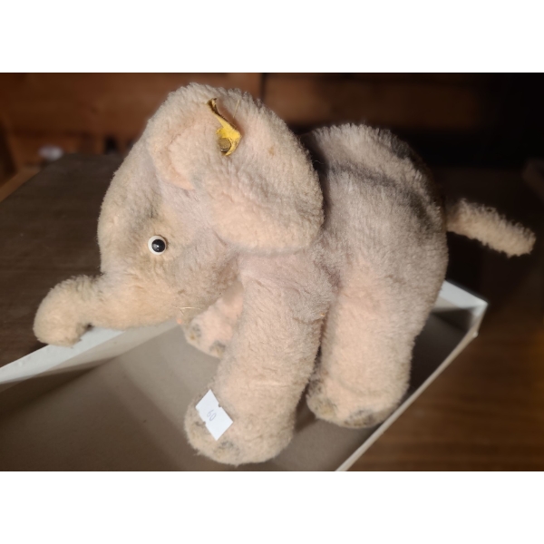 - Vintage Steiff Elephant 12 W Trunk to Tail, 7 T, With Tag