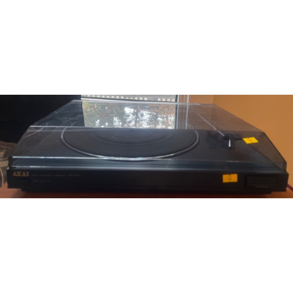 AKAI Semi Automatic Turn Table AP-A510