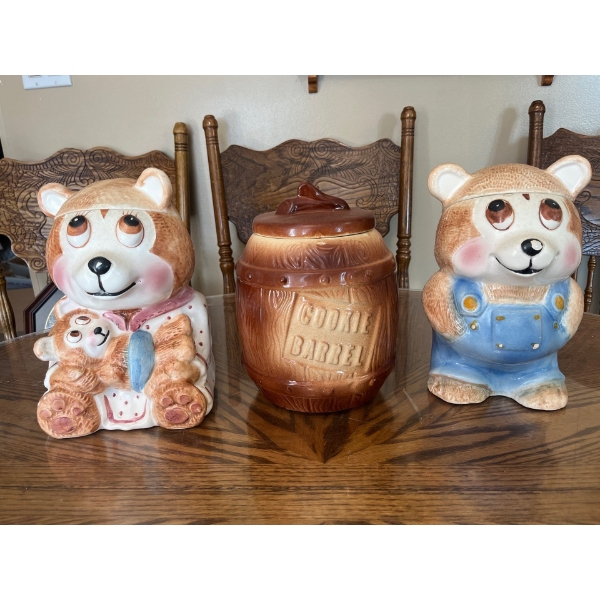 Vintage cookie jars, two bears and a cookie barrel from the 1950s