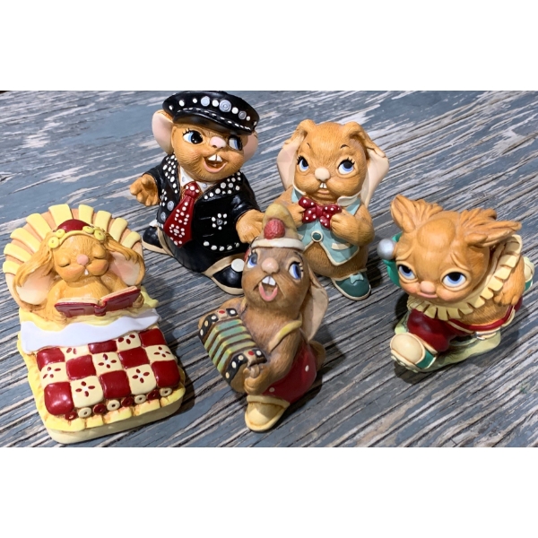 Pendelfin Leisure: 'Arthur', 'Squeezy', 'Cousin Beau' & More! 