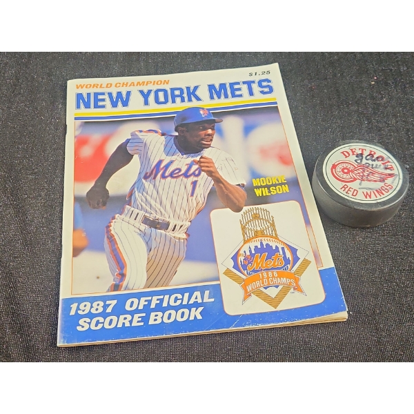Detroit Red Wings Game Puck and 1987 New York Mets Magazine