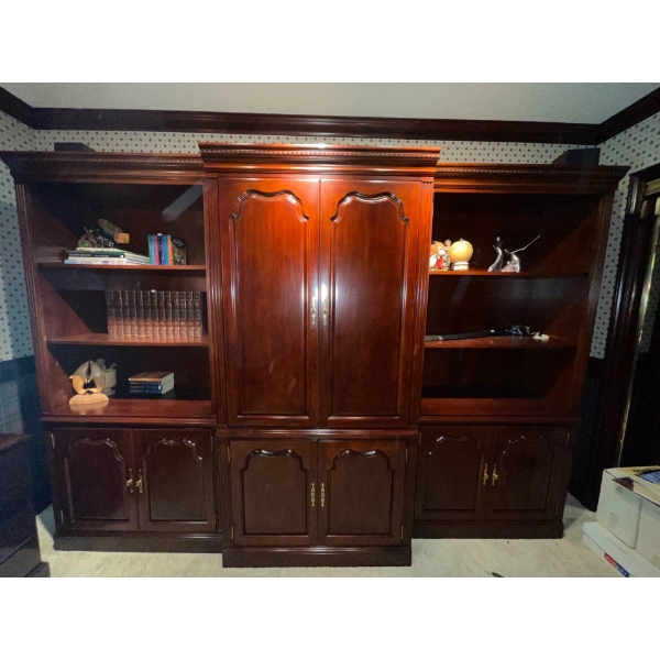 Mahogany Three Piece Bookshelves 110L x 77T Contents Not Included