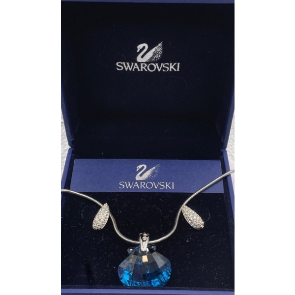Swarovski Crystal Necklace with Blue Pendant 8inch