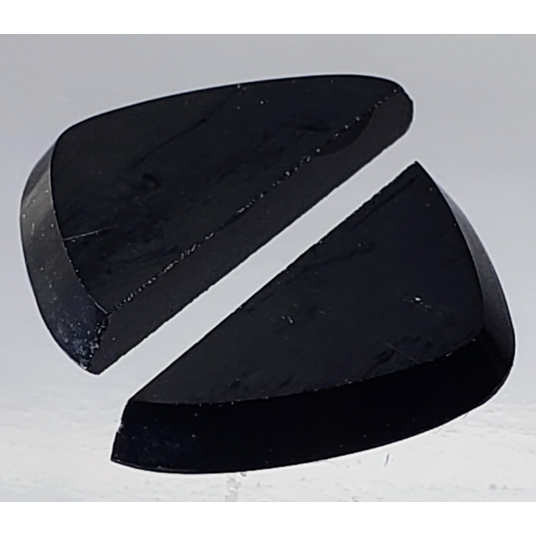 Black Onyx Pair (4.7 ct total, 15×7.5×2.4 mm)