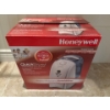 Image 1 : Honeywell Quicksteam Humidifier, As Pictured 
