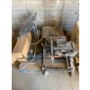 Image 6 : Brutus Tile Wet Saw with Adjustable Arm and Accessories