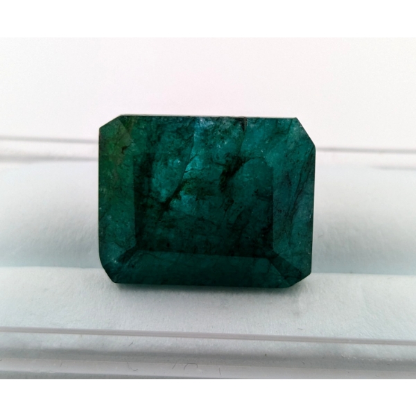 21.95 ct Certified Emerald gemstone ($21,950 Appraisal)