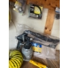 Image 4 : Selection of air tools and accessories.