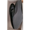 Image 4 : Womens Shoe Collection (Size 8-9) Featuring Naturalizer & Walking Cradles  in Like New Condition 
