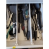 Image 5 : Kitchenware - Kettles, Bakeware, Pyrex Glassware, Tupperware, Kitchen Utensils, Hamilton Rexbrew