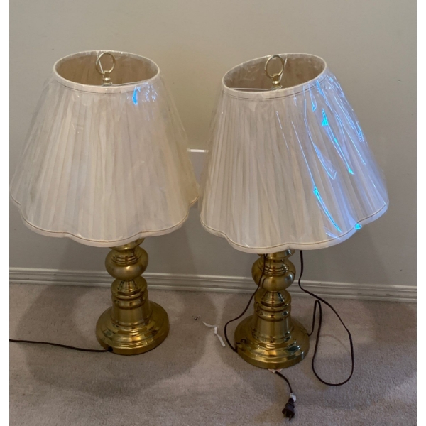 Pair of Decorative Lamps 28T 