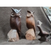 Image 3 : 4 Hand Carved Wooden Birds (2 Owls 2 Woodpeckers)