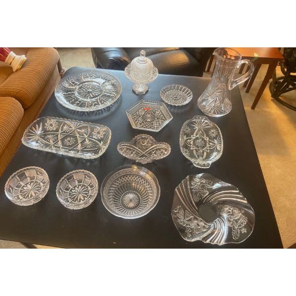Collection of crystal, Serving Trays and Dishes, Bowls, Wine Decanter (13 Pieces).