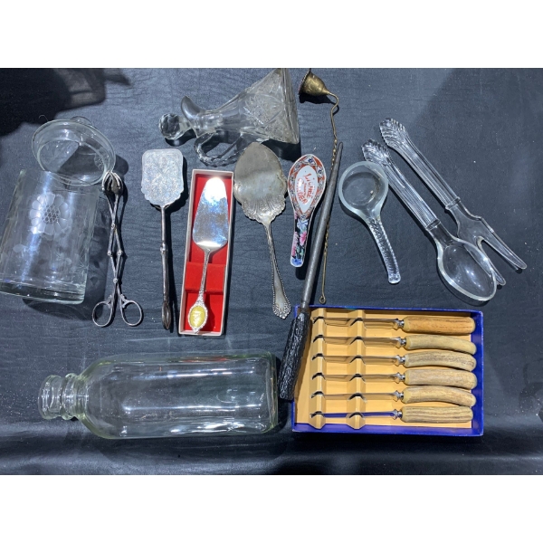Box of Various Kitchenware & Glassware 